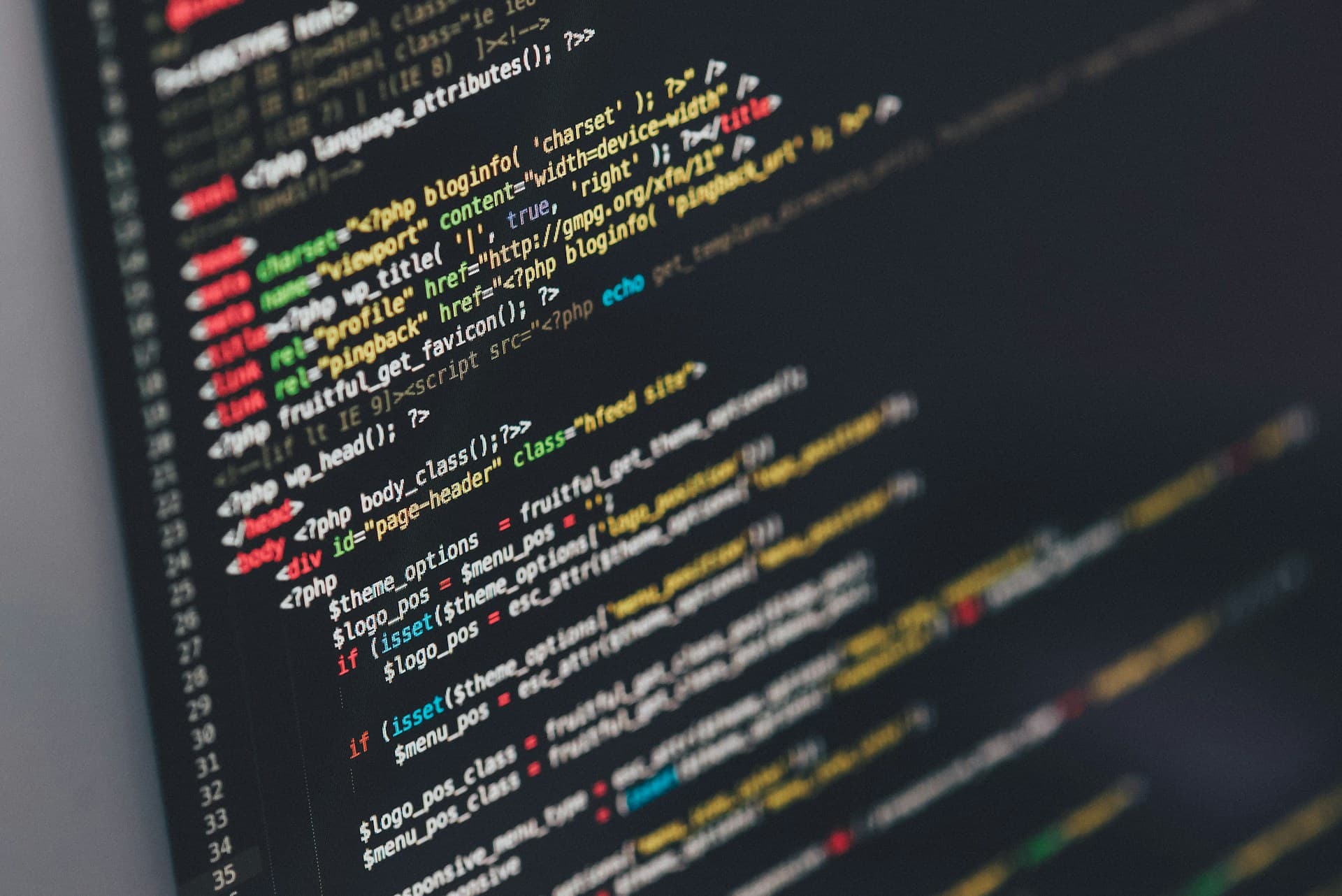 Full HD coding workspace at Faran Digital Academy